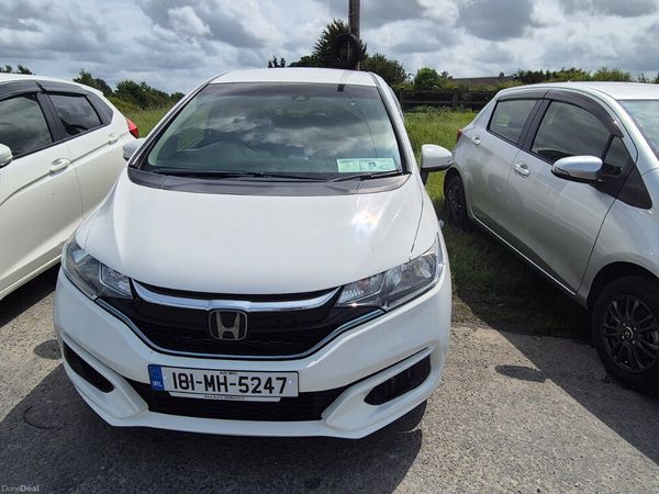 Honda Fit Hatchback, Petrol Hybrid, 2018, White