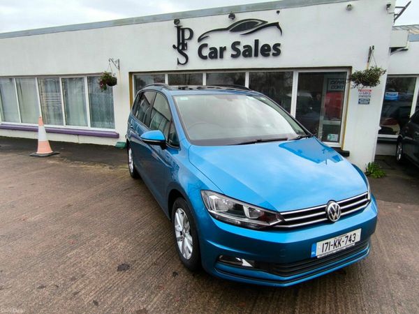 Volkswagen Touran MPV, Diesel, 2017, Blue