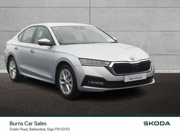 Skoda Octavia Saloon, Diesel, 2021, Grey