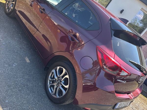Mazda Mazda2 Hatchback, Petrol, 2018, Red