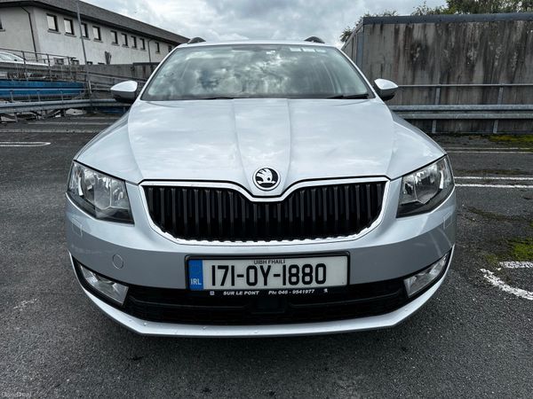 Skoda Octavia Estate, Diesel, 2017, Silver