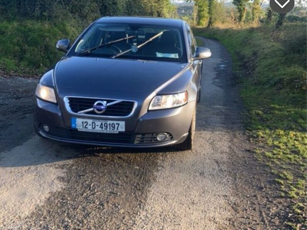 Volvo S40 Saloon, Diesel, 2012, Grey