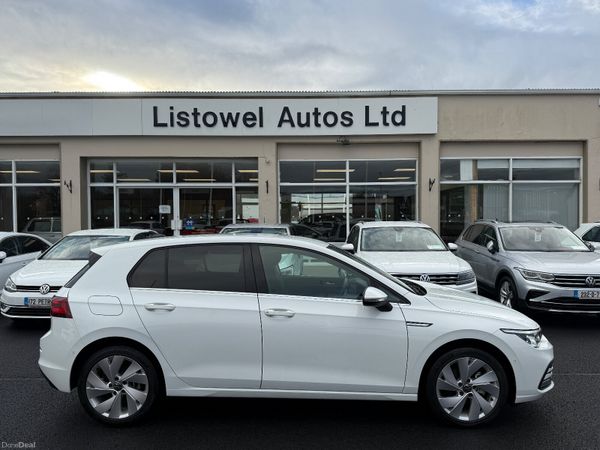 Volkswagen Golf Hatchback, Petrol, 2022, White