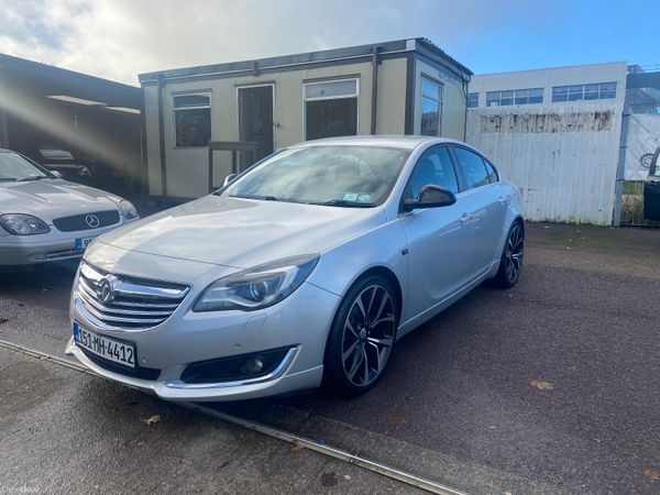 Opel Insignia Hatchback, Petrol, 2015, Silver