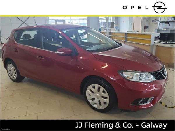 Nissan Pulsar Hatchback, Diesel, 2016, Red
