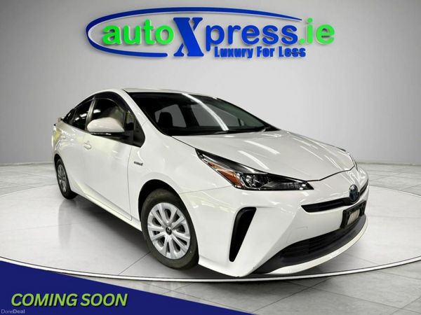 Toyota Prius Hatchback, Petrol Hybrid, 2019, White