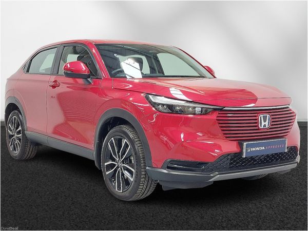 Honda HR-V Hatchback, Petrol Hybrid, 2021, Red