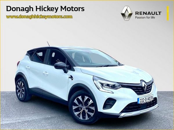 Renault Captur SUV, Petrol, 2022, White