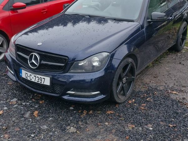 Mercedes-Benz C-Class Coupe, Diesel, 2012, Blue