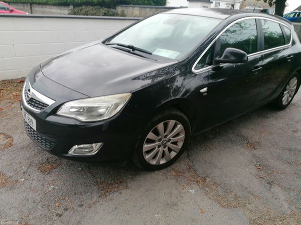 Opel Astra MPV, Diesel, 2012, Black