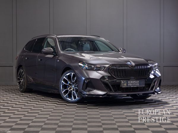 BMW 5-Series Estate, Petrol Plug-in Hybrid, 2025, Grey
