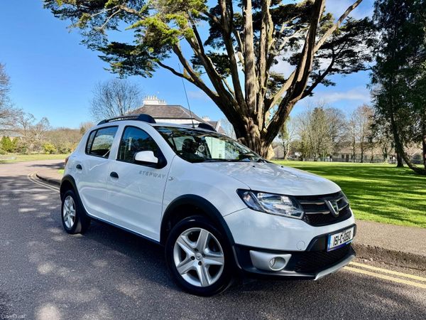 Dacia Sandero Stepway Hatchback, Diesel, 2015, White