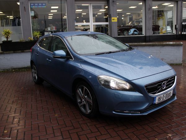 Volvo V60 Hatchback, Diesel, 2016, Blue