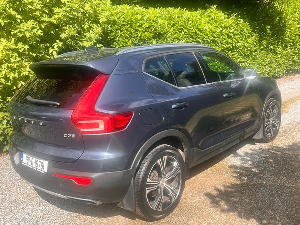Volvo XC40 Estate/Jeep, Diesel, 2019, Blue