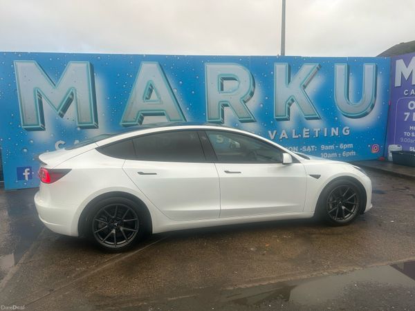 Tesla Model 3 Saloon, Electric, 2021, White
