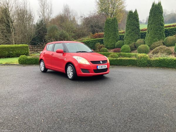 Suzuki Swift Hatchback, Petrol, 2012, Red