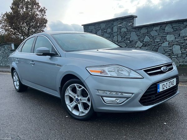 Ford Mondeo Saloon, Diesel, 2012, Grey
