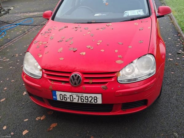Volkswagen Golf Hatchback, Petrol, 2006, Red