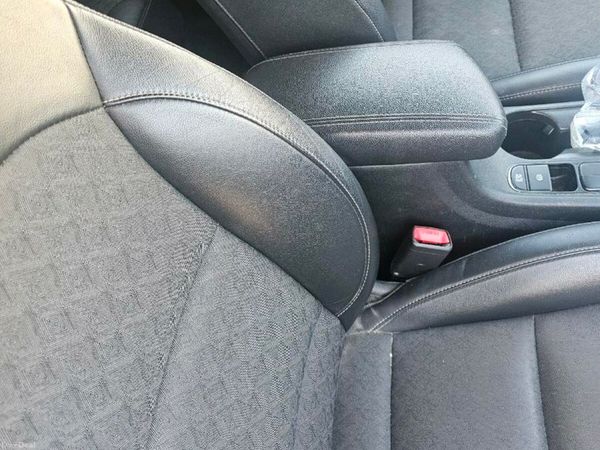 Kia Niro SUV, Petrol Hybrid, 2019, Grey