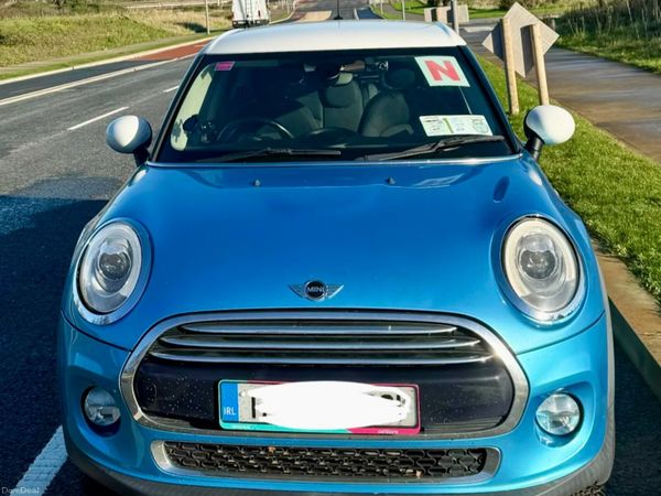 Mini Cooper Hatchback, Petrol, 2017, Blue