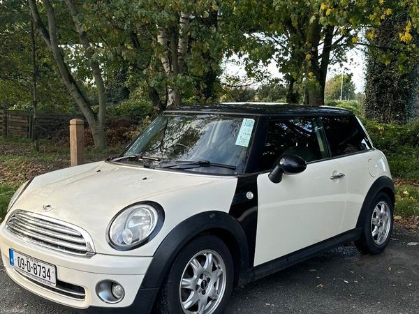 Mini Cooper Hatchback, Petrol, 2009, Black
