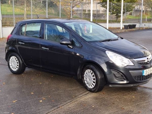 Opel Corsa Hatchback, Petrol, 2013, Black