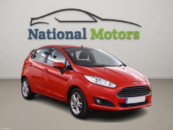 Ford Fiesta Hatchback, Petrol, 2015, Red