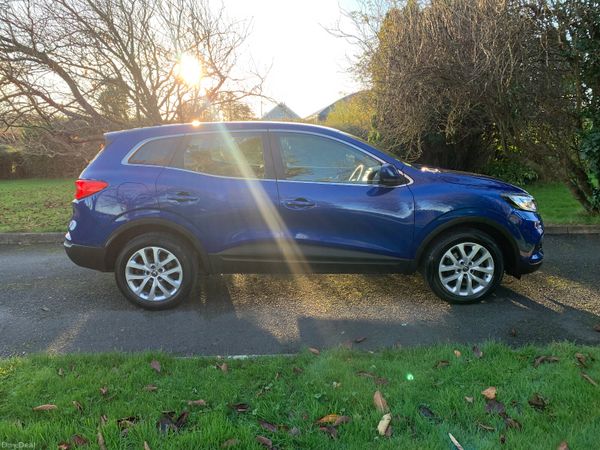 Renault Kadjar SUV, Diesel, 2021, Blue