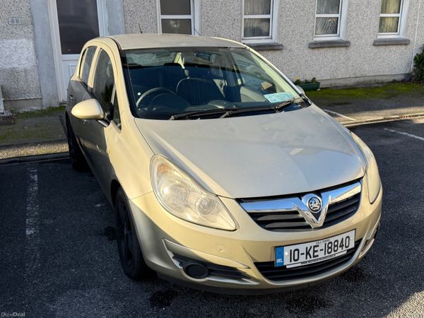 Vauxhall Corsa Hatchback, Petrol, 2010, Gold