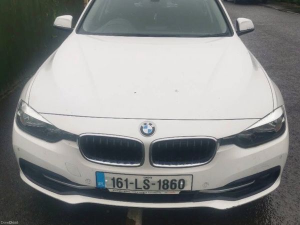 BMW 3-Series Saloon, Petrol Plug-in Hybrid, 2016, White