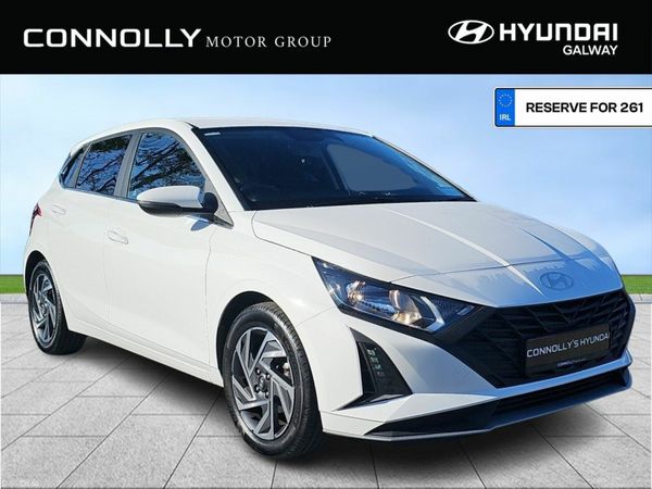 Hyundai i20 Hatchback, Petrol, 2026, White