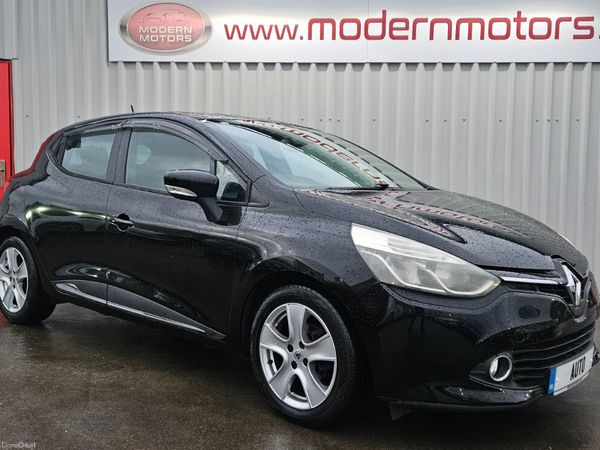 Renault Clio Hatchback, Petrol, 2015, Black