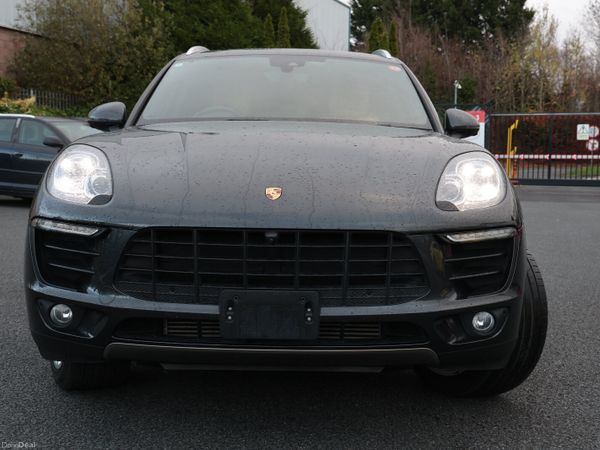 Porsche Macan SUV, Petrol, 2018, Black