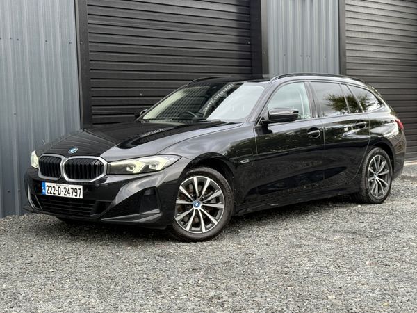 BMW 3-Series Estate, Petrol Hybrid, 2022, Black