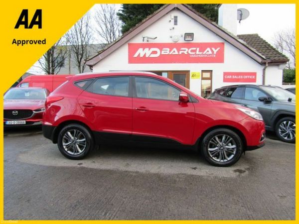 Hyundai ix35 SUV, Diesel, 2014, Red