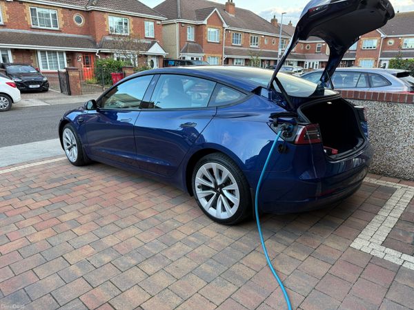 Tesla Model 3 Saloon, Electric, 2022, Blue