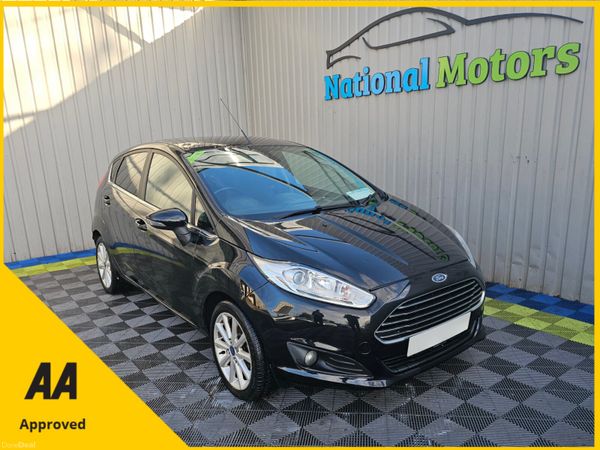 Ford Fiesta Hatchback, Petrol, 2016, Black