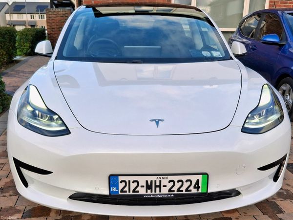 Tesla Model 3 Saloon, Electric, 2021, White