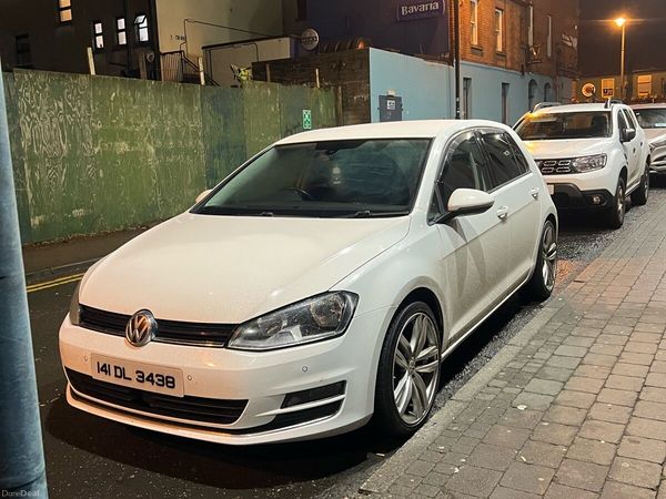 Volkswagen Golf Hatchback, Diesel, 2014, White