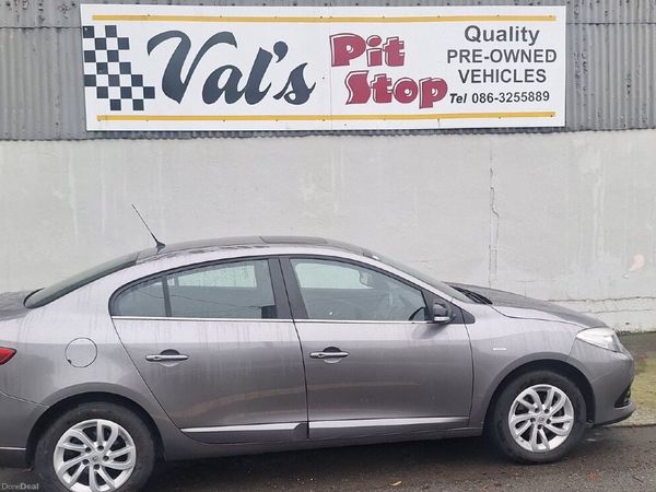 Renault Fluence Saloon, Diesel, 2017, Grey