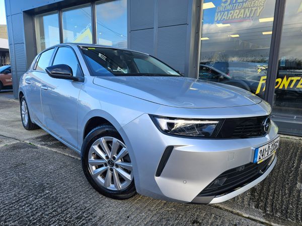 Opel Astra Hatchback, Diesel, 2024, Grey