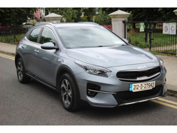 Kia XCeed SUV, Petrol, 2021, Silver