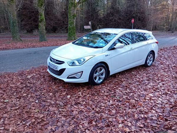 Hyundai i40 Estate, Diesel, 2015, White