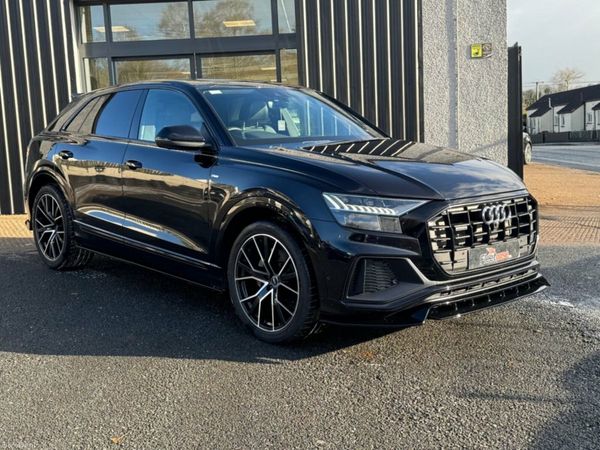 Audi Q8 SUV, 2021, 