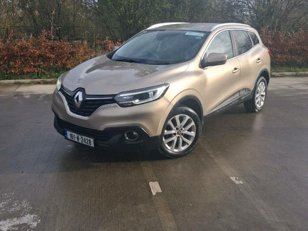 Renault Kadjar SUV, Diesel, 2016, Gold