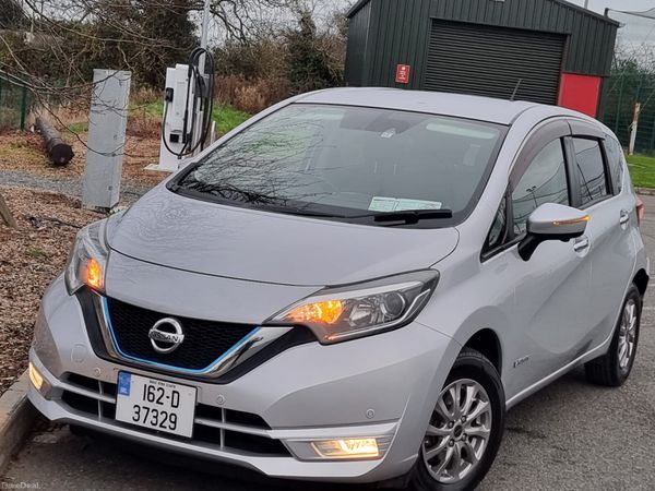 Nissan Note MPV, Petrol Hybrid, 2016, Silver