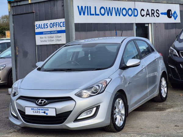 Hyundai i30 Hatchback, Diesel, 2015, Silver