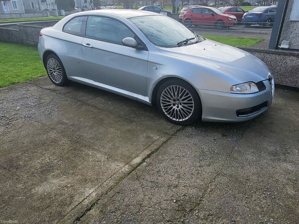Alfa Romeo GT Hatchback, Diesel, 2009, Blue