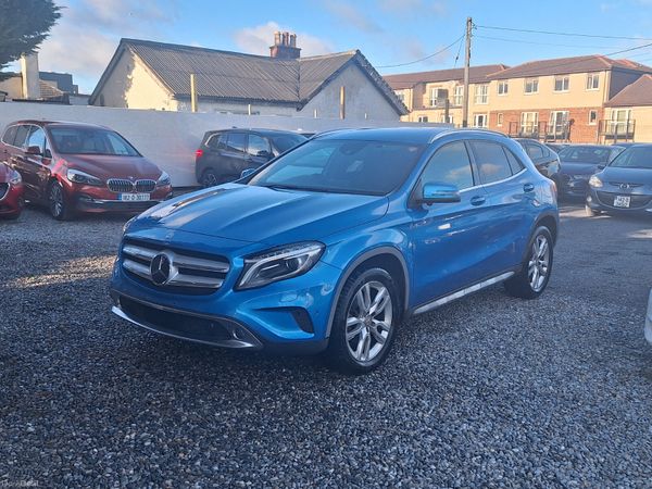 Mercedes-Benz GLA SUV, Petrol, 2015, Blue