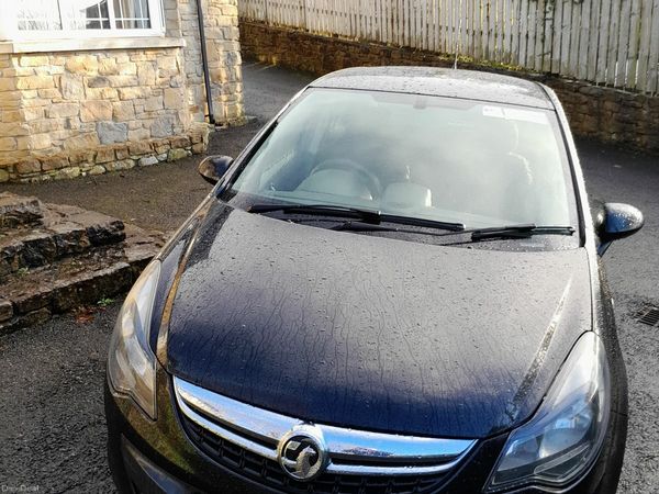 Vauxhall Corsa Hatchback, Diesel, 2014, Black